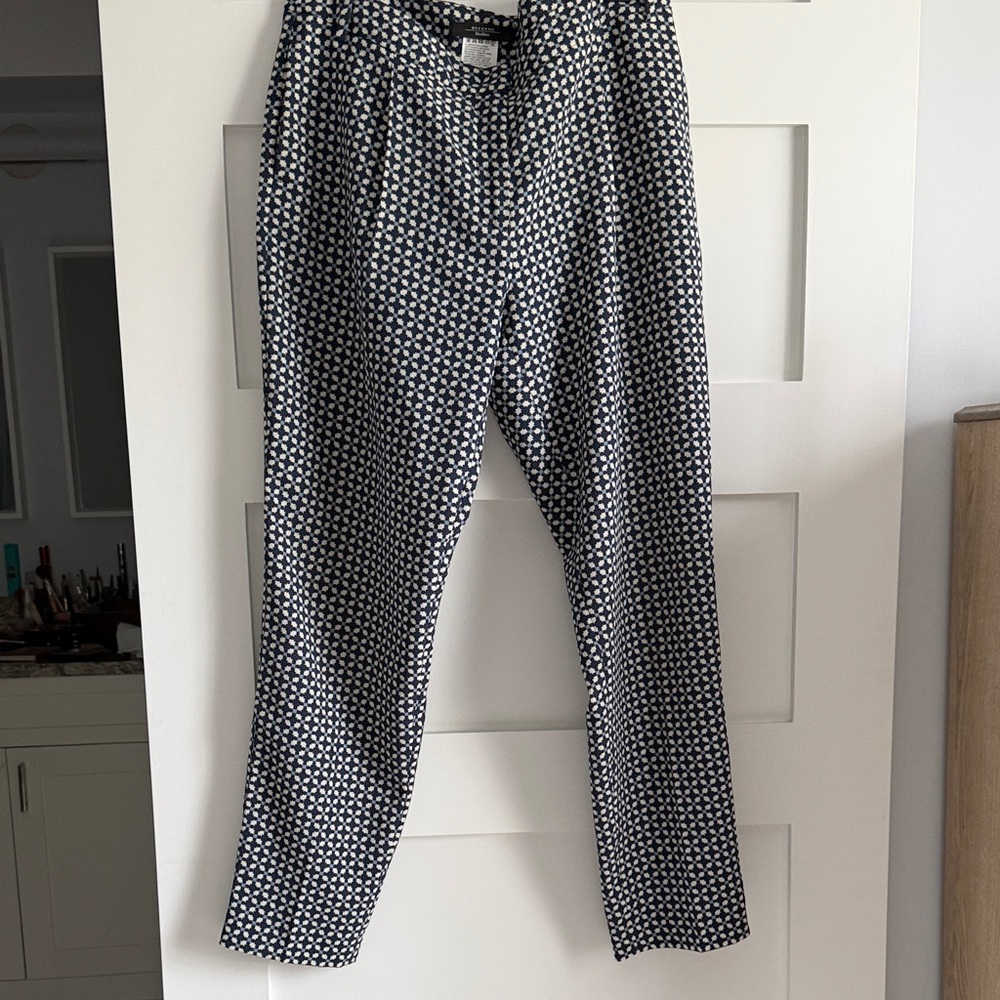 Weekend Max Mara Navy and White Geometric Chinos